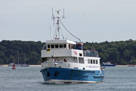 JURASSIC SCENE - Blue Line Cruises - Photo:  Ian Boyle, 5th August 2010 - www.simplonpc.co.uk