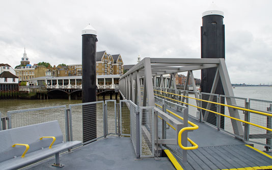 GRAVESEND TOWN PIER PONTOON - Photo:  Ian Boyle, 16th July 2012 - www.simplonpc.co.uk