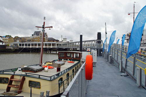 GRAVESEND TOWN PIER PONTOON - Photo:  Ian Boyle, 16th July 2012 - www.simplonpc.co.uk