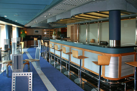 Eurodam - Deck 2 Lower Promenade Deck - Pinnacle Bar