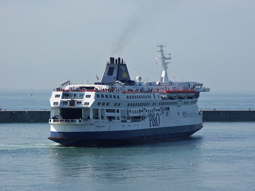 PRIDE OF CALAIS - P&O Ferries - Photo: 2003 Ian Boyle - www.simplonpc.co.uk