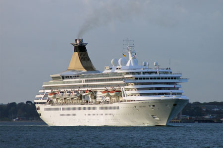 ARTEMIS of P&O Cruises - Photo:  Ian Boyle, 12th April 2011 - www.simplonpc.co.uk