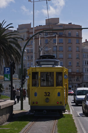 La Coruna Tram 32 - INDEPENDENCE OF THE SEAS Cruise - Photo: © Ian Boyle, 3rd April 2011 - www.simplonpc.co.uk