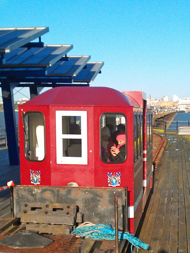 Southend Pier Railway - Photo:  Ian Boyle, 1st January 2013 - www.simplonpc.co.uk - Simplon Postcards