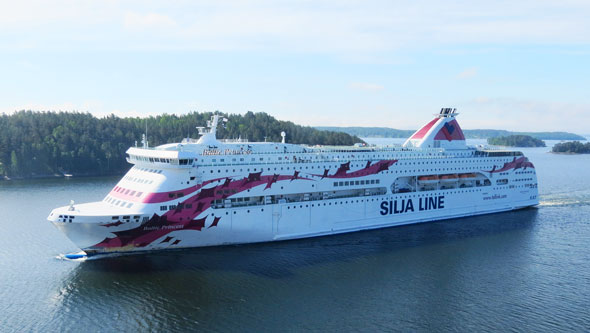 BALTIC PRINCESS - Tallink - Photo:  Ian Boyle, 31st May 2013 - www.simplonpc.co.uk