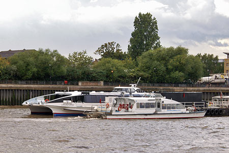 Sky Clipper - Thames Clippers -  Photo: © Ian Boyle - www.simplonpc.co.uk