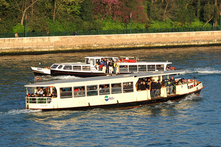 Venice - Venezia - Vaporetto - Photo: © Ian Boyle - www.simplonpc.co.uk