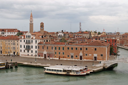 Venice - Venezia - Vaporetto - Photo: © Ian Boyle - www.simplonpc.co.uk