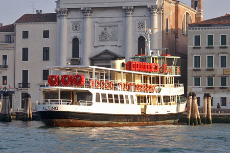 Altino - Venice Ferry - Venezia Motonave - Photo: © Ian Boyle - www.simplonpc.co.uk