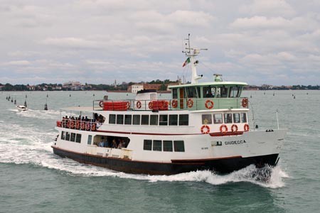 Giudecca - Venice Ferry - Venezia Motonave - Photo: © Ian Boyle - www.simplonpc.co.uk