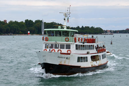 Giudecca - Venice Ferry - Venezia Motonave - Photo: © Ian Boyle - www.simplonpc.co.uk