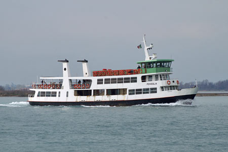 Poveglia - Venice Ferry - Venezia Motonave - Photo: © Ian Boyle - www.simplonpc.co.uk