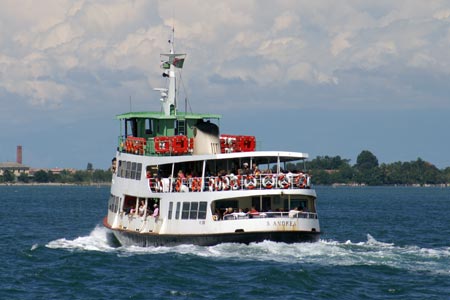 S.Andrea - Venice Ferry - Venezia Motonave - Photo: © Ian Boyle - www.simplonpc.co.uk