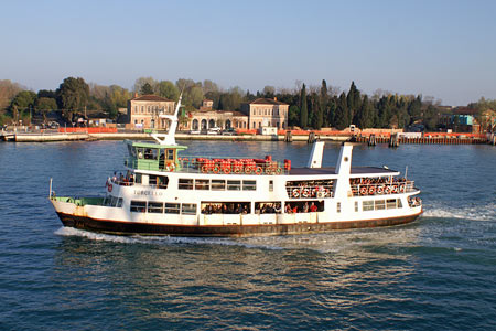 Torcello - Venice Ferry - Venezia Motonave - Photo: © Ian Boyle - www.simplonpc.co.uk