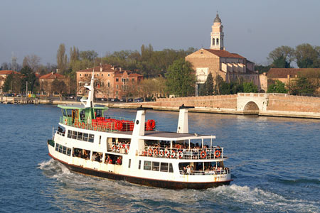 Torcello - Venice Ferry - Venezia Motonave - Photo: © Ian Boyle - www.simplonpc.co.uk