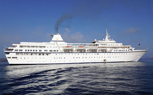 AEGEAN ODYSSEY at Santorini - Photo: ©Ian Boyle 18th September 2016 