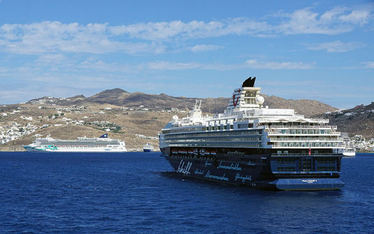 MEIN SCHIFF 2 - Photo: ©Ian Boyle 21st September 2016 