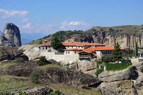 Meteora - Varlaam & Great Metereon - Photo: ©Ian Boyle 25th September 2016  - www.simplonpc.co.uk