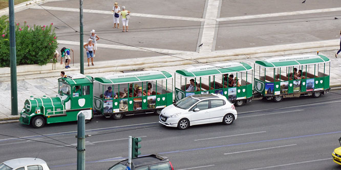 Athens - Dotto Train - Photo: ©Ian Boyle 13th September 2016 