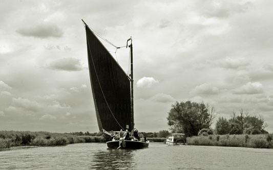 ALBION - Norfolk Wherry - Photo: ©2012 Ian Boyle - www.simplonpc.co.uk - Simplon Postcards