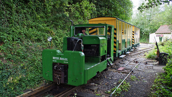 Amberley Museum Railway - Photo: © Ian Boyle 9th September 2012 - www.simplonpc.co.uk