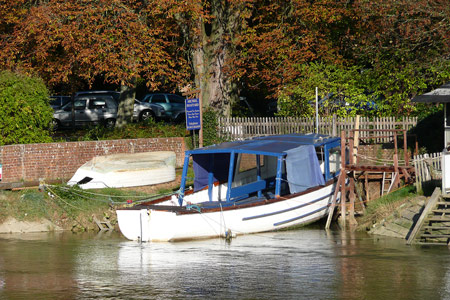 Arundel Castle - Arundel Boatyard - www.simplonpc.co.uk