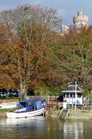 Arundel Castle - Arundel Boatyard - www.simplonpc.co.uk