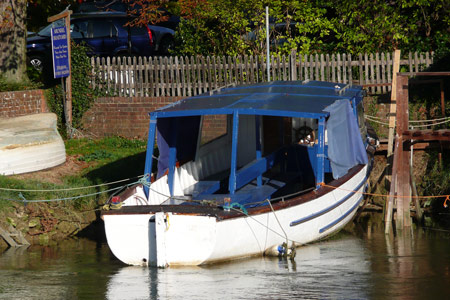 Arundel Castle - Arundel Boatyard - www.simplonpc.co.uk