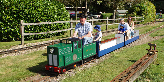 Audley End Railway - Photo: ©2012 Ian Boyle - www.simplonpc.co.uk