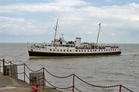 MV BALMORAL Cruise - Waverley Excursions - Photo: © Ian Boyle, 20th June 2006 - www.simplonpc.co.uk