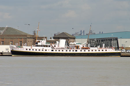 MV BALMORAL - Waverley Excursions - Photo: © Ian Boyle, 20th June 2006 - www.simplonpc.co.uk