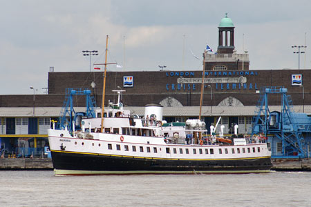 MV BALMORAL - Waverley Excursions - Photo: © Ian Boyle, 20th June 2006 - www.simplonpc.co.uk