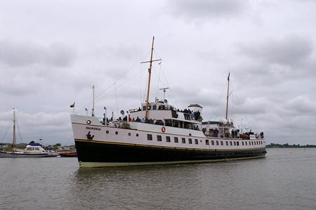 MV BALMORAL - Waverley Excursions - www.simplonpc.co.uk - Photo: © Ian Boyle, 22nd June 2007