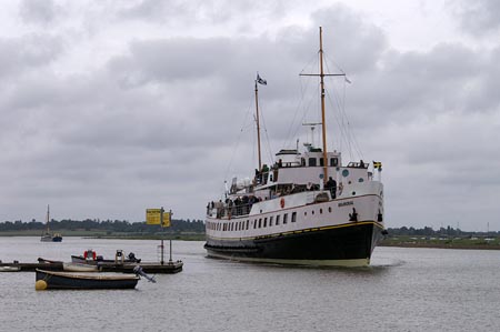 MV BALMORAL - Waverley Excursions - www.simplonpc.co.uk - Photo: © Ian Boyle, 22nd June 2007