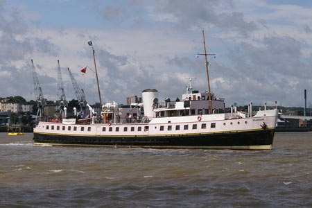 MV BALMORAL - Waverley Excursions - www.simplonpc.co.uk - Photo: © Ian Boyle, 29th June 2007