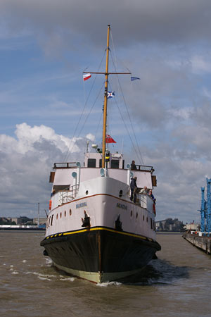 MV BALMORAL - Waverley Excursions - www.simplonpc.co.uk - Photo: © Ian Boyle, 29th June 2007