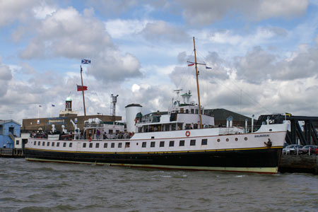 MV BALMORAL - Waverley Excursions - www.simplonpc.co.uk - Photo: © Ian Boyle, 29th June 2007