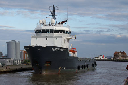 MV BALMORAL Cruise - Waverley Excursions - www.simplonpc.co.uk - Photo: © Ian Boyle, 26th June 2007