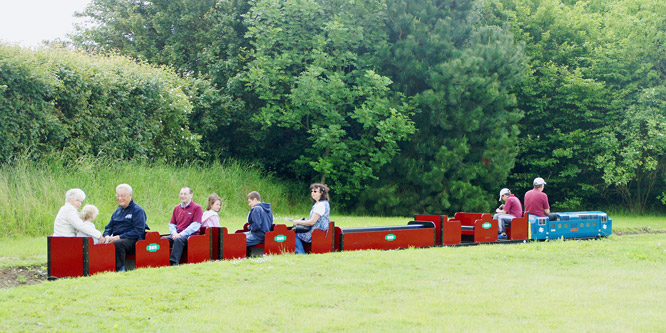 Barnards Miniature Railway - Photo: © Ian Boyle 29th May 2014 - www.simplonpc.co.uk