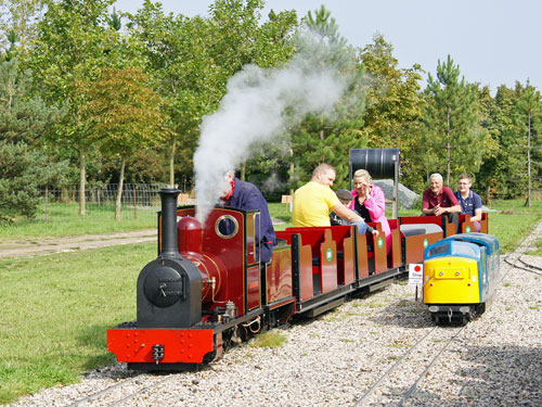 Barnards Miniature Railway - Photo: © Ian Boyle 9th September 2014 - www.simplonpc.co.uk