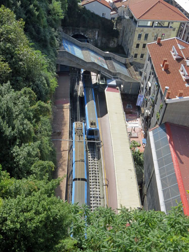 Bilbao - Begonako Basilika Lift - Photo: © Ian Boyle, 18th October 2013 - www.simplonpc.co.uk