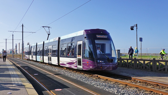 BLACKPOOL FLEXITY 2 TRAMS - Photo: ©2015 Ian Boyle - www.simplompc.co.uk - Simplon Postcards