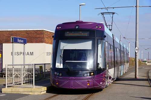 BLACKPOOL FLEXITY 2 TRAMS - Photo: ©2015 Ian Boyle - www.simplompc.co.uk - Simplon Postcards