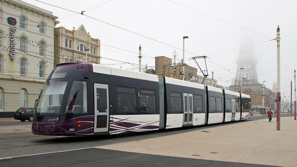 BLACKPOOL TRAMS 2012 - Photo: ©2012 Ian Boyle - www.simplompc.co.uk - Simplon Postcards