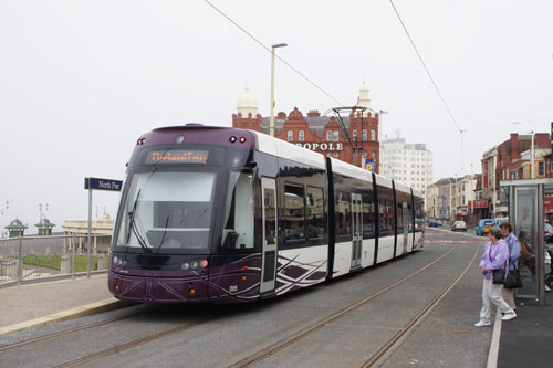 BLACKPOOL TRAMS 2012 - Photo: ©2012 Ian Boyle - www.simplompc.co.uk - Simplon Postcards