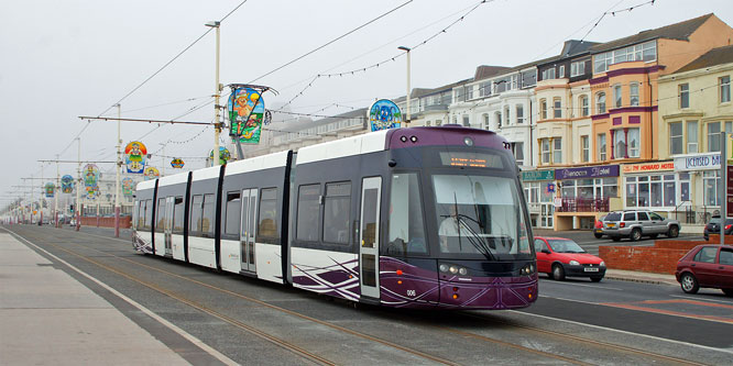 BLACKPOOL TRAMS 2012 - Photo: ©2012 Ian Boyle - www.simplompc.co.uk - Simplon Postcards