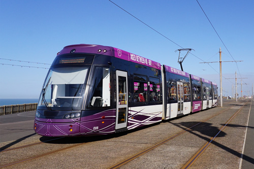 BLACKPOOL FLEXITY 2 TRAMS - Photo: ©2015 Ian Boyle - www.simplompc.co.uk - Simplon Postcards