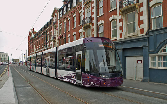 BLACKPOOL TRAMS 2012 - Photo: ©2012 Ian Boyle - www.simplompc.co.uk - Simplon Postcards