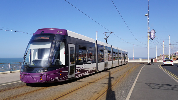 BLACKPOOL FLEXITY 2 TRAMS - Photo: ©2015 Ian Boyle - www.simplompc.co.uk - Simplon Postcards