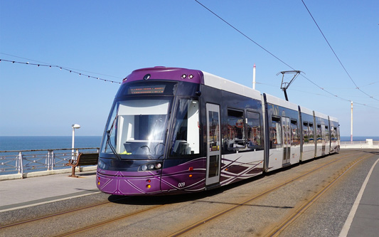 BLACKPOOL FLEXITY 2 TRAMS - Photo: ©2015 Ian Boyle - www.simplompc.co.uk - Simplon Postcards